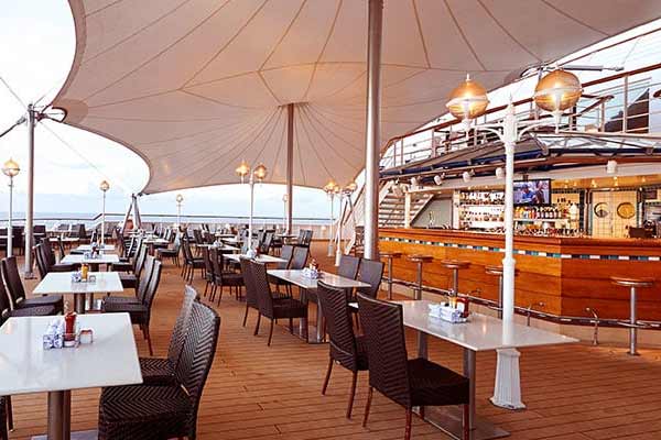 Norwegian Sun Gallery Image